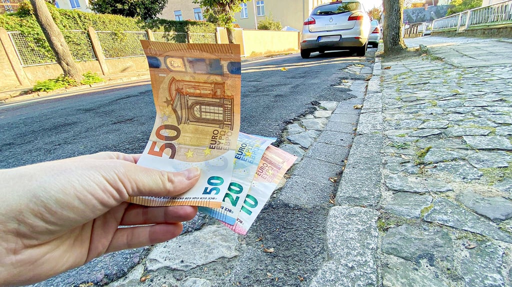 In Osterburg sollen von den Millionen aus dem Infrastruktur-Sondervermögen Straßen saniert werden.