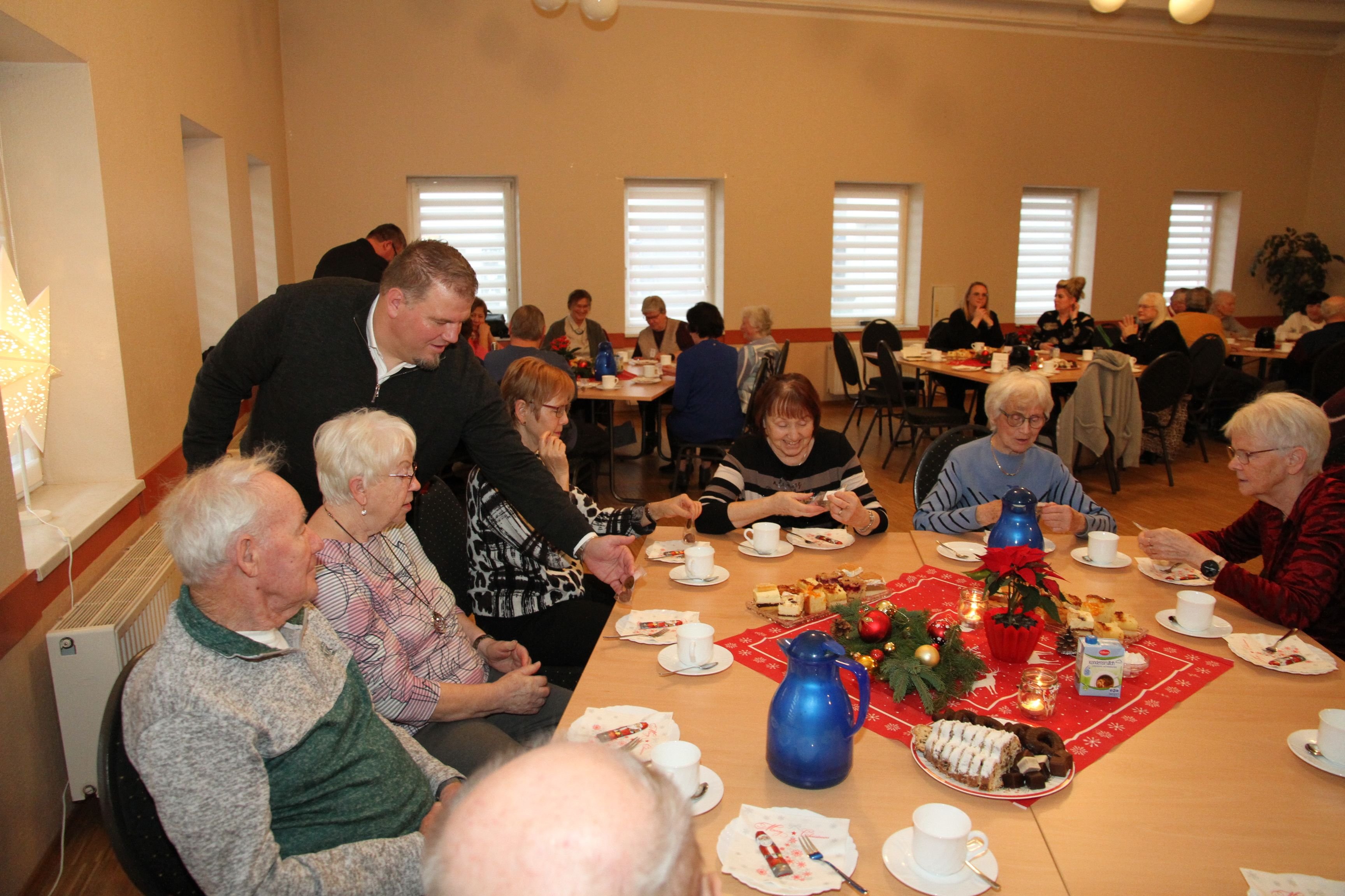 Gemeinschaft in der Börde: Barleben: Feine Pralinen für Senioren