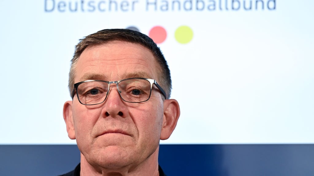 Bundestrainer Alfred Gislason hat sein Aufgebot für die Handball-EM nominiert.