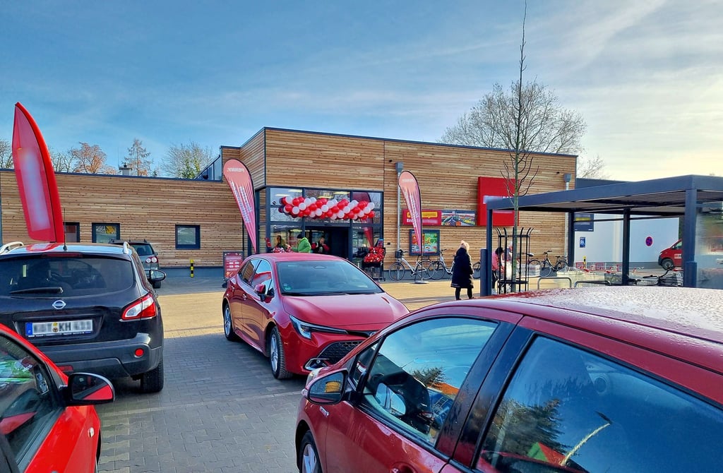 Am 16. Dezember eröffnete der neue Penny-Markt in Köthen "Am Wasserturm".