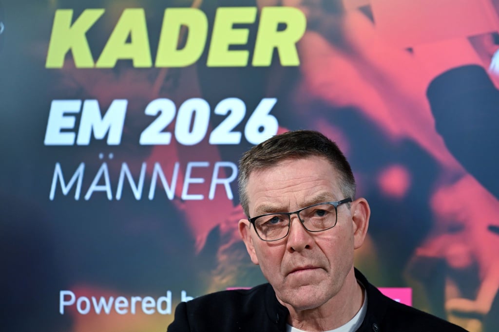 Bundestrainer Alfred Gislason strebt mit der DHB-Auswahl das EM-Halbfinale an.