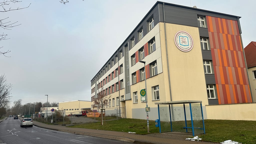 Die Feuerwehrschule in Heyrothsberge (IBK) hat seit Mitte Dezember einen neuen Branddirektor.