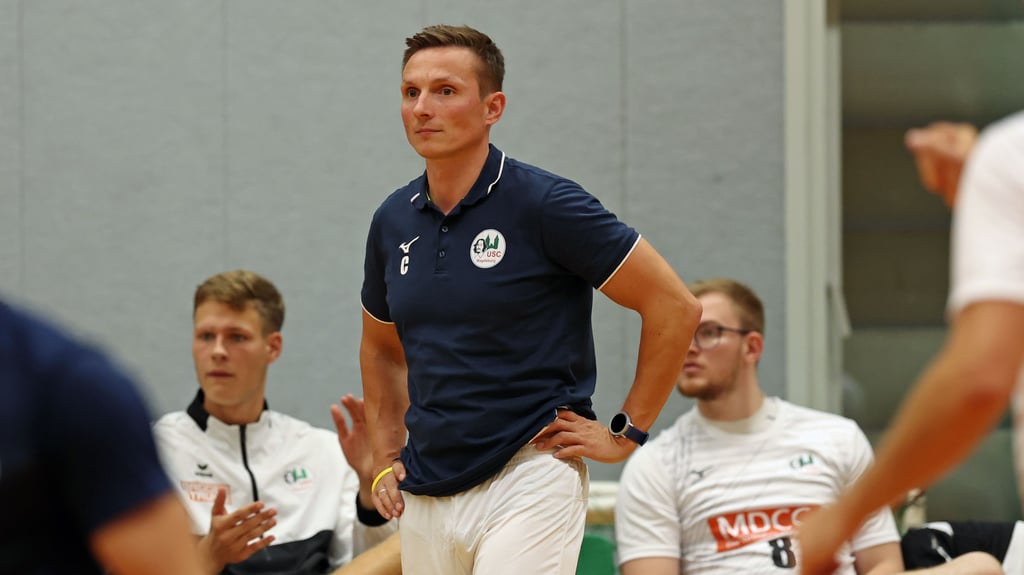 Hat einige Wünsche für die Rückrunde: Trainer Dennis Raab.