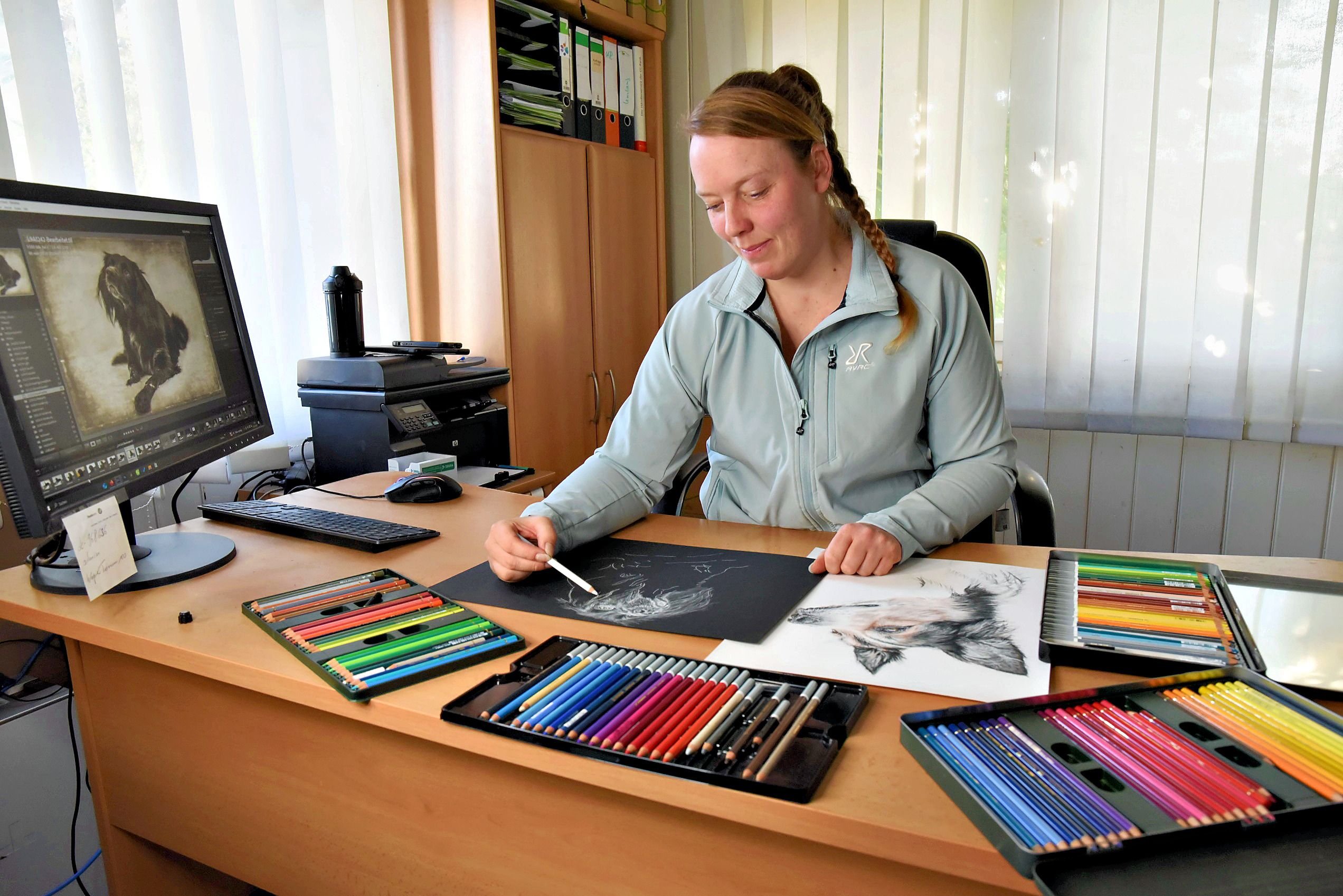 Besondere Erinnerung: Strich für Strich zur fast lebensechten Kopie - Wie Karoline Doll mit Tierbildern erfolgreich ist