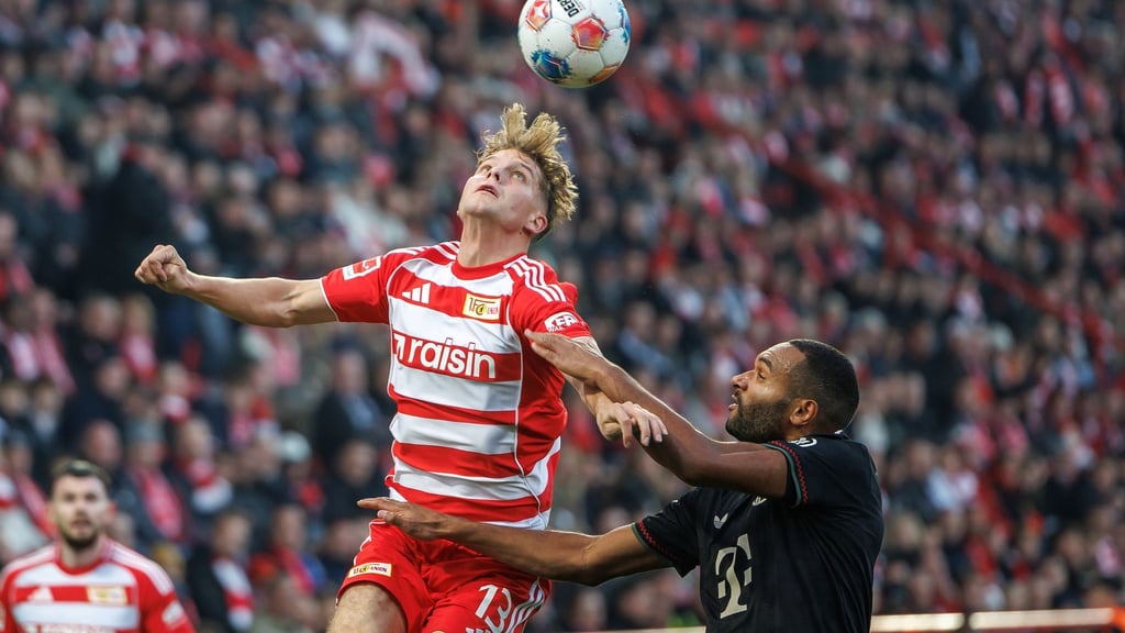 Union-Profi Andras Schäfer (l) erlebt einige Rückschläge in dieser Saison. (Archivbild)