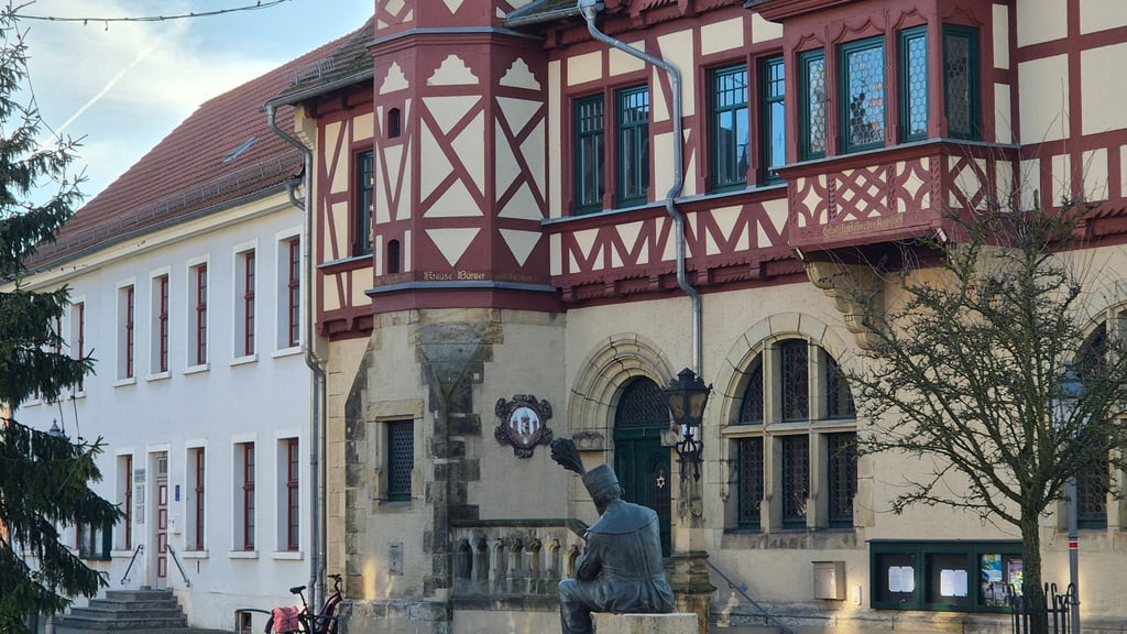 Das Rathaus von Harzgerode. Verwaltungschef Marcus Weise ist einer von mehr als 50 Bürgermeistern, die eine Prüfung durch den Rechnungshof ablehnen.