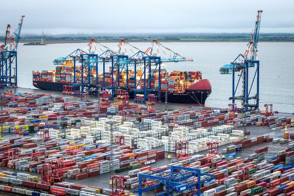 Die Häfen im Land Bremen haben eine große wirtschaftliche Bedeutung. (Archivbild)