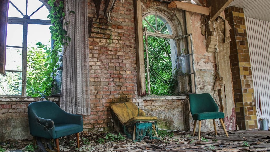 In Brachwitz hat Fotograf Dominik Kunze das Innere von Rößlers Kneipe fotografiert, das bis heute übergeblieben ist.