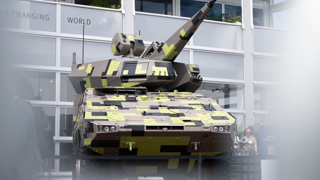 Die deutsche Rüstungsindustrie soll nach dem Willen der Bundesregierung enger mit Partnern in der Ukraine kooperieren. (Symbolbild)