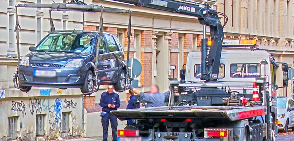 Auch über Weihnachten: Wer beim Parken die öffentliche Sicherheit gefährdet, wird abgeschleppt.