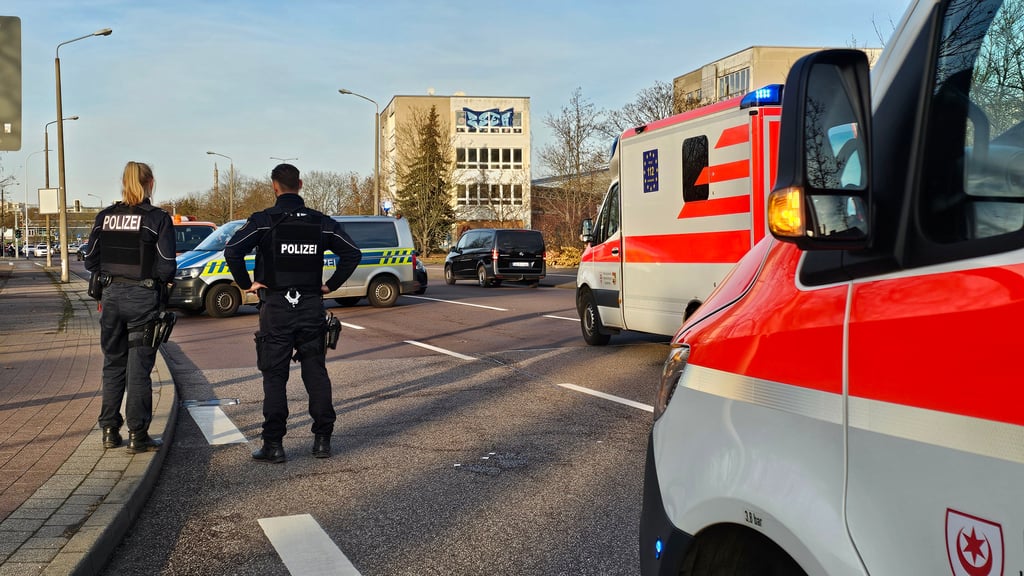 In der Nietlebener Straße hatte sich am Donnerstag ein Unfall ereignet.