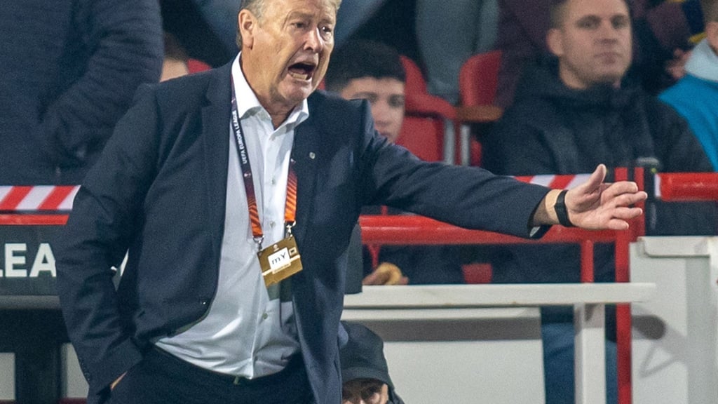 Åge Hareide - hier mit Malmö FF bei Union Berlin 2022 - zählte zu den größten Trainern Skandinaviens. (Archivbild)