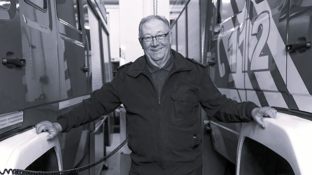 Der Magdeburger Eberhard Schulze wurde 88 Jahre alt. Für sein Engagement in Ottersleben und bei der Feuerwehr wurde er mehrfach ausgezeichnet. 