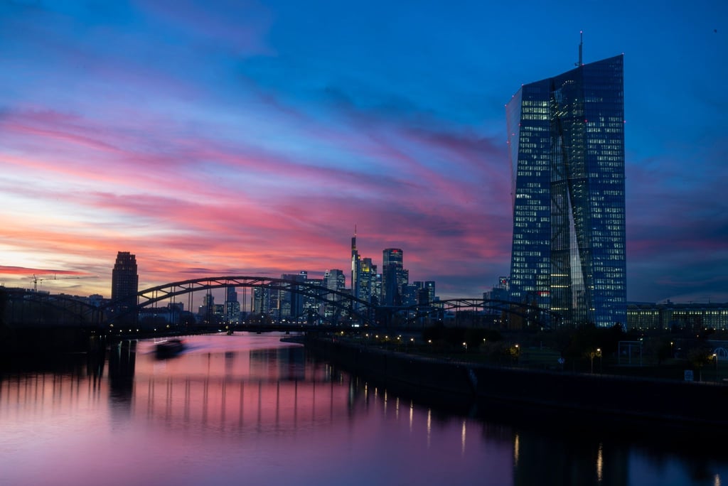 Die EZB hat die Leitzinsen im Euroraum deutlich gesenkt. (Archivbild)