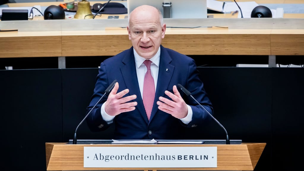 Berlins Regierender Bürgermeister Kai Wegner (CDU) gab sich in der Haushaltsdebatte im Landesparlament kämpferisch.