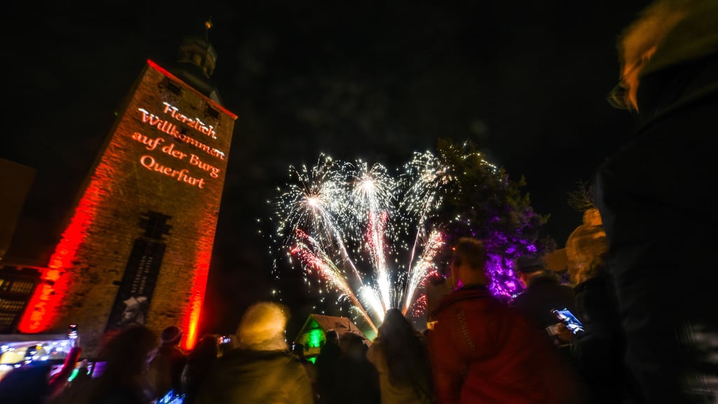 Schon viele Jahre freuen sich Einheimische und Besucher über den Querfurter Weihnachtszauber in der Stadt und auf der Burg.