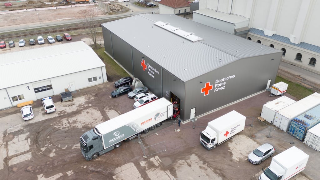 Das Deutsche Rote Kreuz schickt erneut Hilfsgüter für notleidende Menschen in den Gazastreifen (Archivbild).