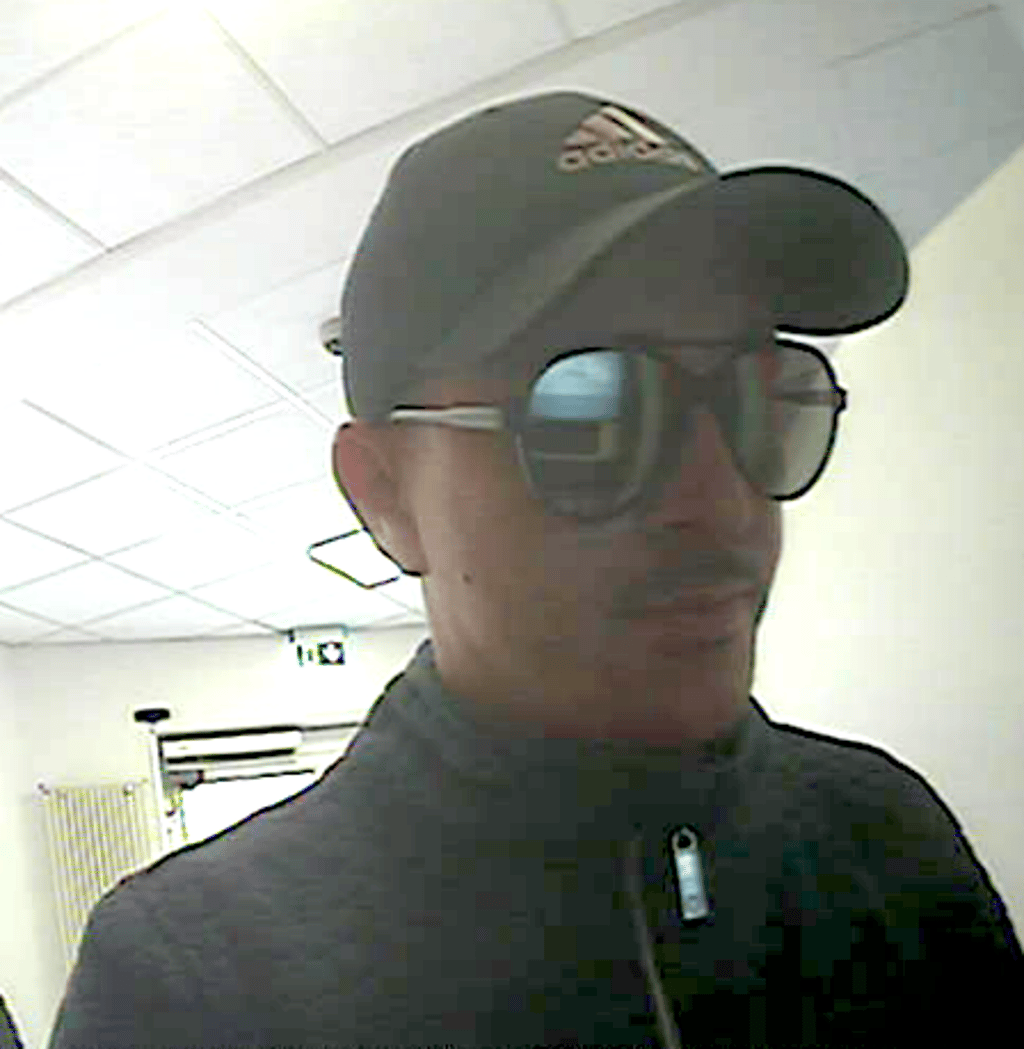 Wer kennt diesen Mann?