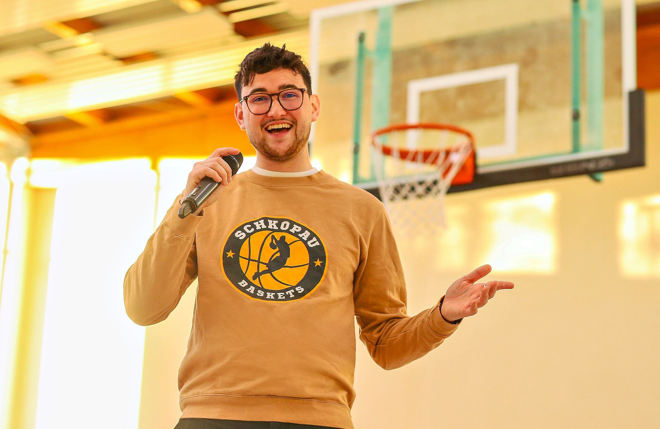 Schkopau Baskets, Kreissportbund, DFB-Mobil: Sport braucht Event: Der Merseburger Maurice Günther verleiht im deshalb nicht nur seien Stimme