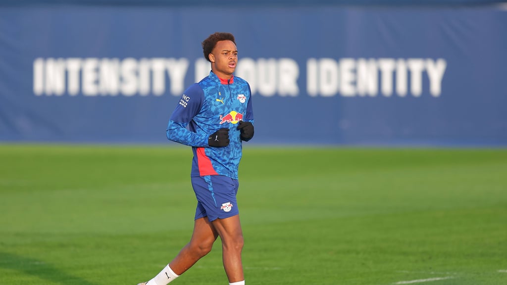 Assan Ouedraogo beim Lauftraining am Cottaweg.