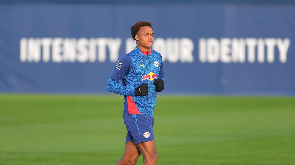 Assan Ouedraogo beim Lauftraining am Cottaweg.