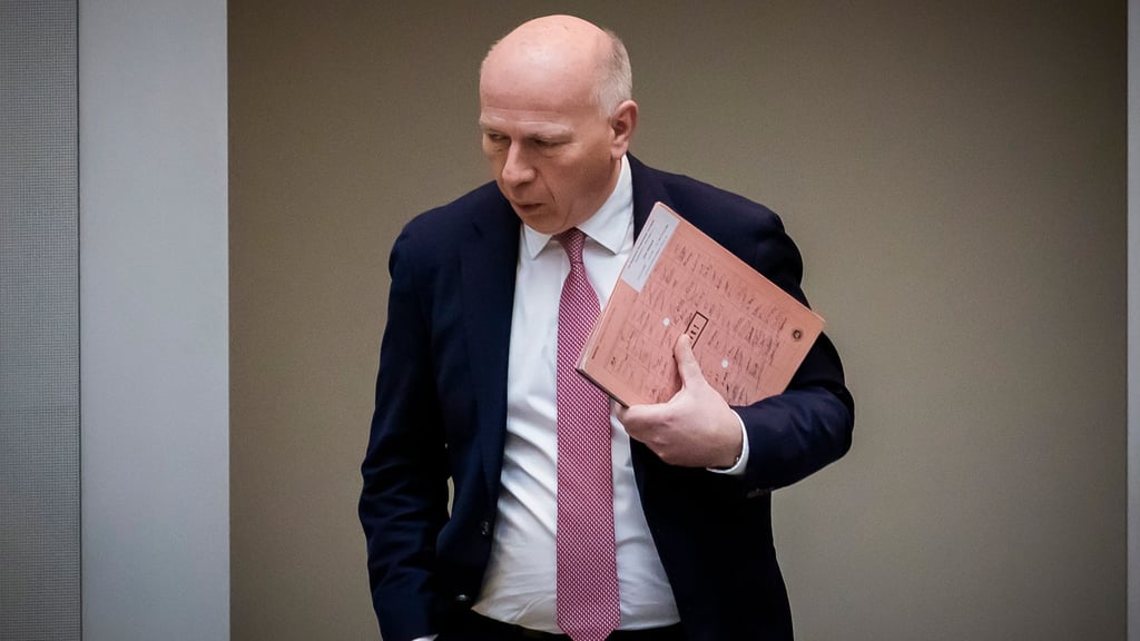 Berlins Regierender Bürgermeister Kai Wegner (CDU) musste sich im Abgeordnetenhaus viel Kritik anhören.