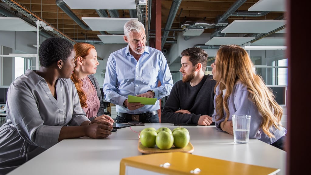 Wie geht das Teammeeting aus? Wer glaubt, alles beeinflussen zu können, hat oft ein überzogenes Verantwortungsgefühl.