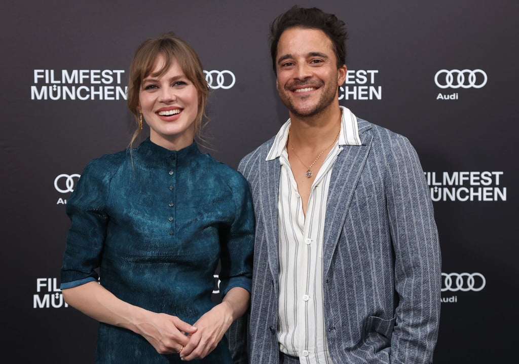 Auch für Alicia von Rittberg und Kostja Ullmann ist „Dinner for One“ eine Tradition. (Archivbild)