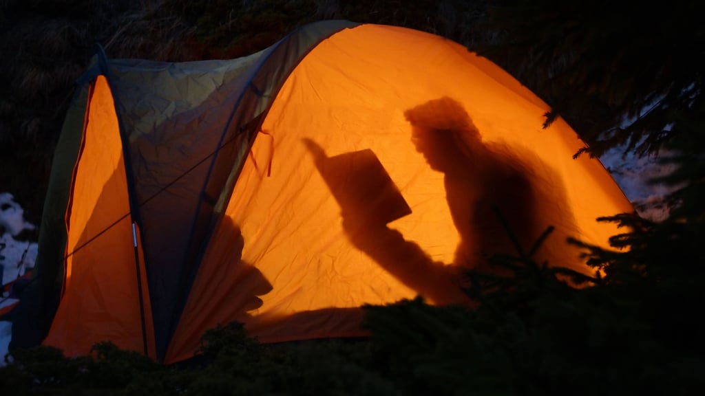 Auch zur Winterzeit zieht es manche Camper raus in die Natur.