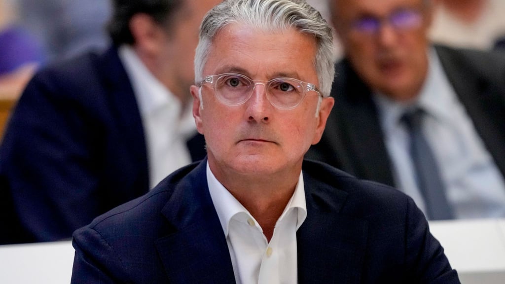 Nun ist das Urteil gegen Ex-Audi-Chef Rupert Stadler rechtskärftig. Dies hat eineinhalb Jahre nach der Verkündung der Bundesgerichtshof entschieden. (Archivbild)
