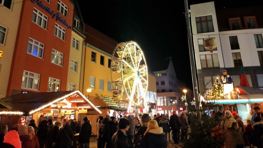 Der Weihnachtsmarkt in Halberstadt steht seit Jahren in der Kritik. Einheimische haben viele Wünsche.