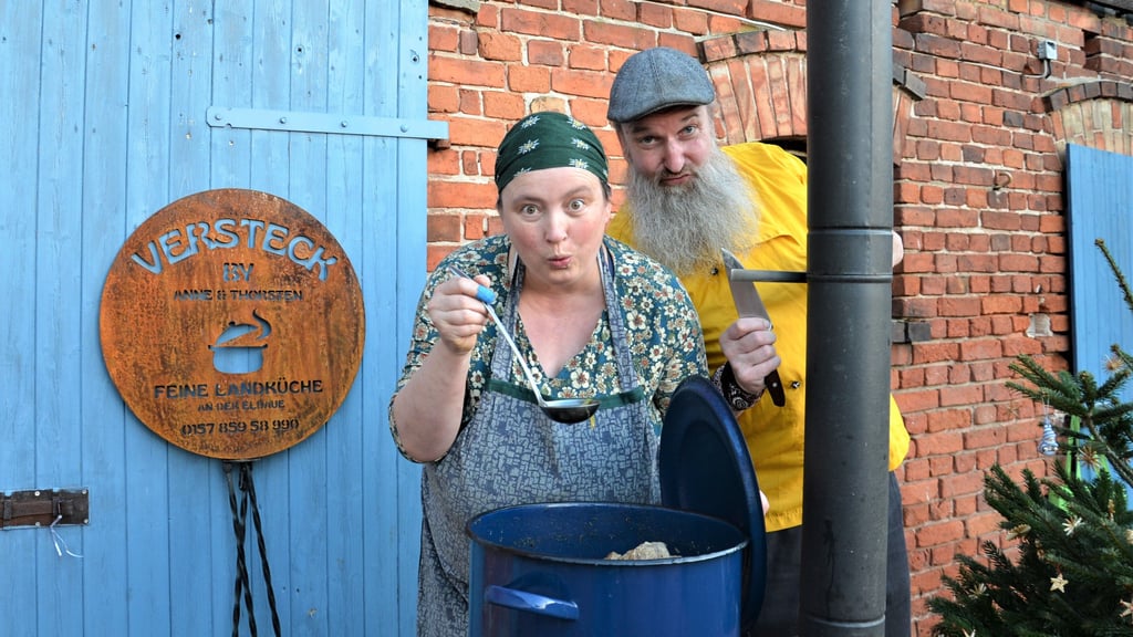 Mit einer mobilen Landküche wollen Anne Dörfler und Thorsten Klein von Steckby aus die Gastronomie der Region mit neuen kulinarischen Angeboten bereichern.