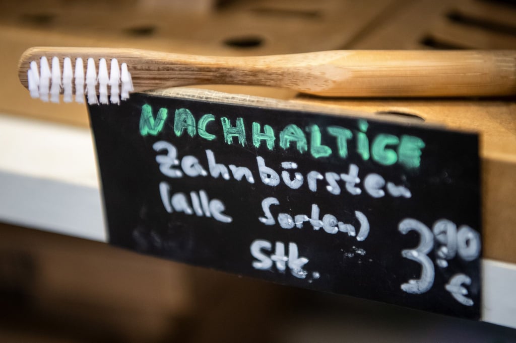 Für einen Teil der Konsumentinnen und Konsumenten spielt die Frage, ob ein Produkt das Kriterium „Nachhaltigkeit“ erfüllt, eine Rolle bei der Kaufentscheidung. (Symbolbild)