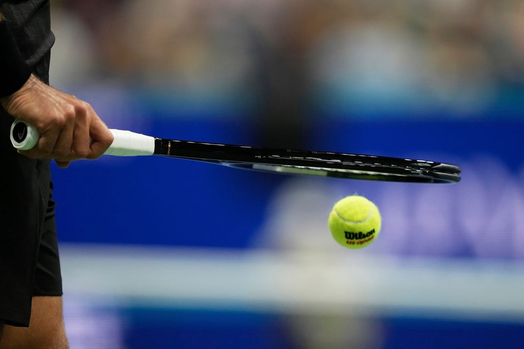 Im Tennis gibt es eine lange Sperre gegen einen chinesischen Spieler. (Archivbild)