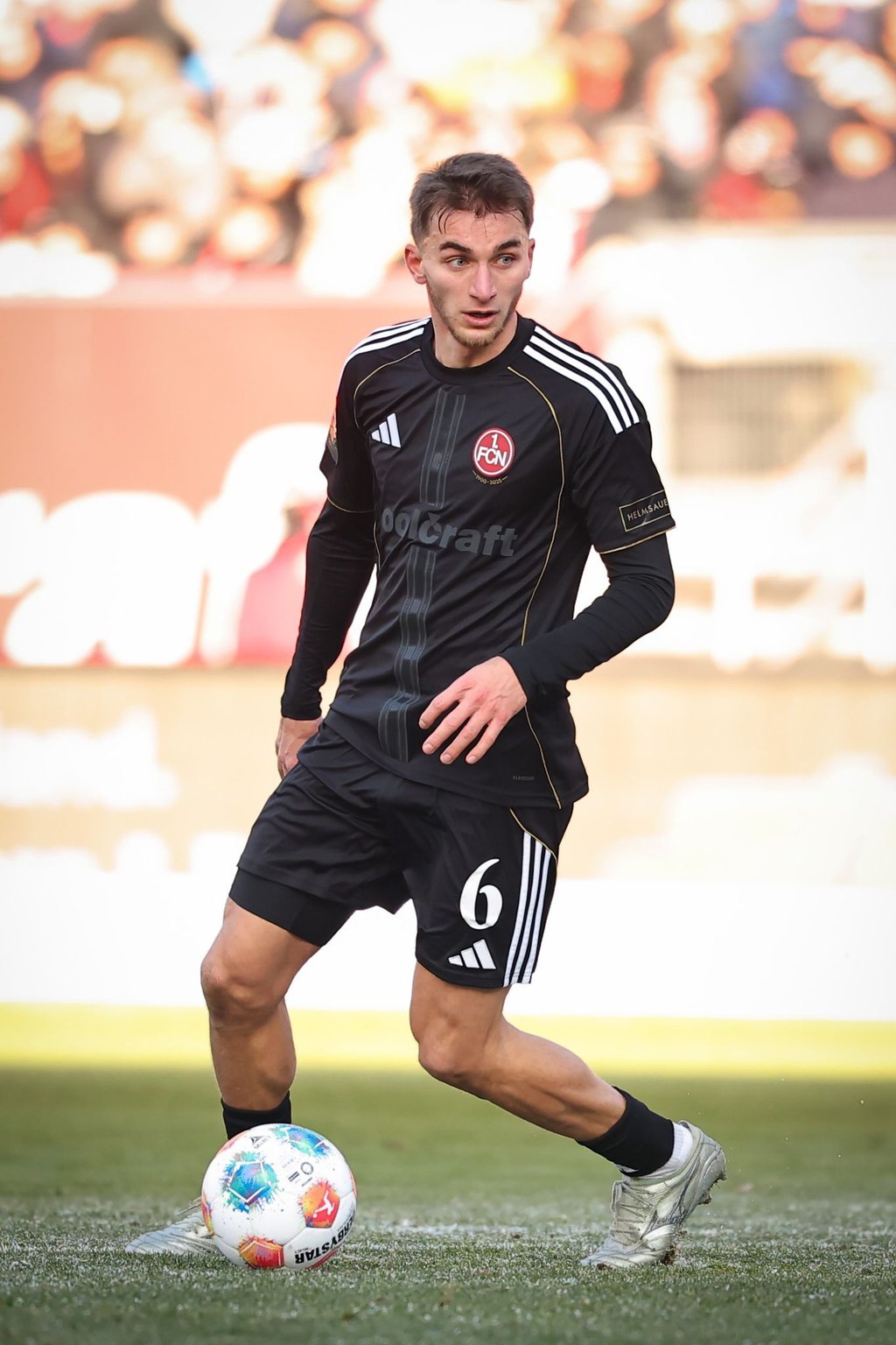 Adam Markhiev fällt zum Jahresabschluss auch aus, aber wegen einer Gelb-Sperre.