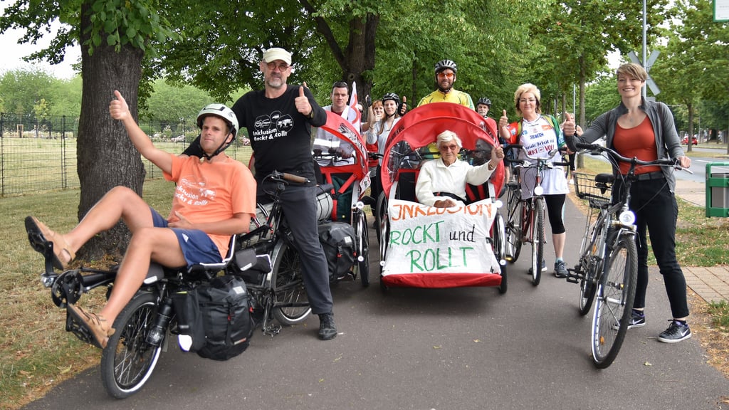 Im Sommer 2022 demonstrierten die Inklusionsbotschafter in der Landeshauptstadt. Nun, drei Jahre später, tut sich etwas in der Stadtpolitik. In Magdeburg sollen Menschen mit Behinderungen künftig stärker in politische Entscheidungen einbezogen werden.
