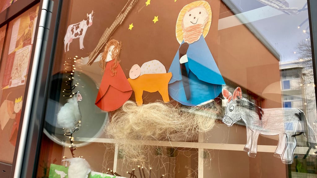 Neu auf dem Wernigeröder Krippenweg ist 2025 unter anderem dieses Wandbild der Kita "Musikus" – die erste Station in einem Neubaugebiet.