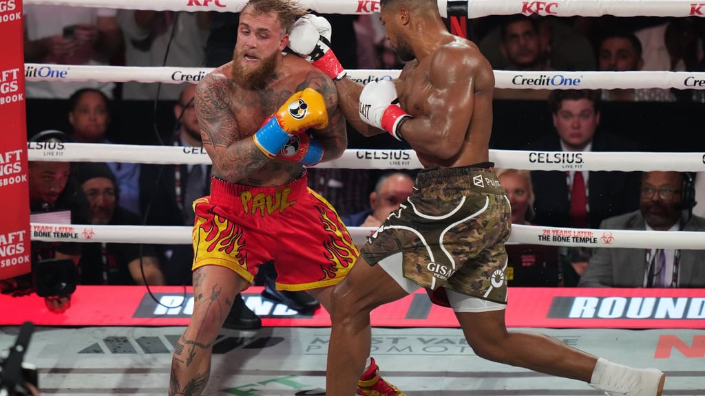 Anthony Joshua gewann das ungleiche Duell gegen Jake Paul.