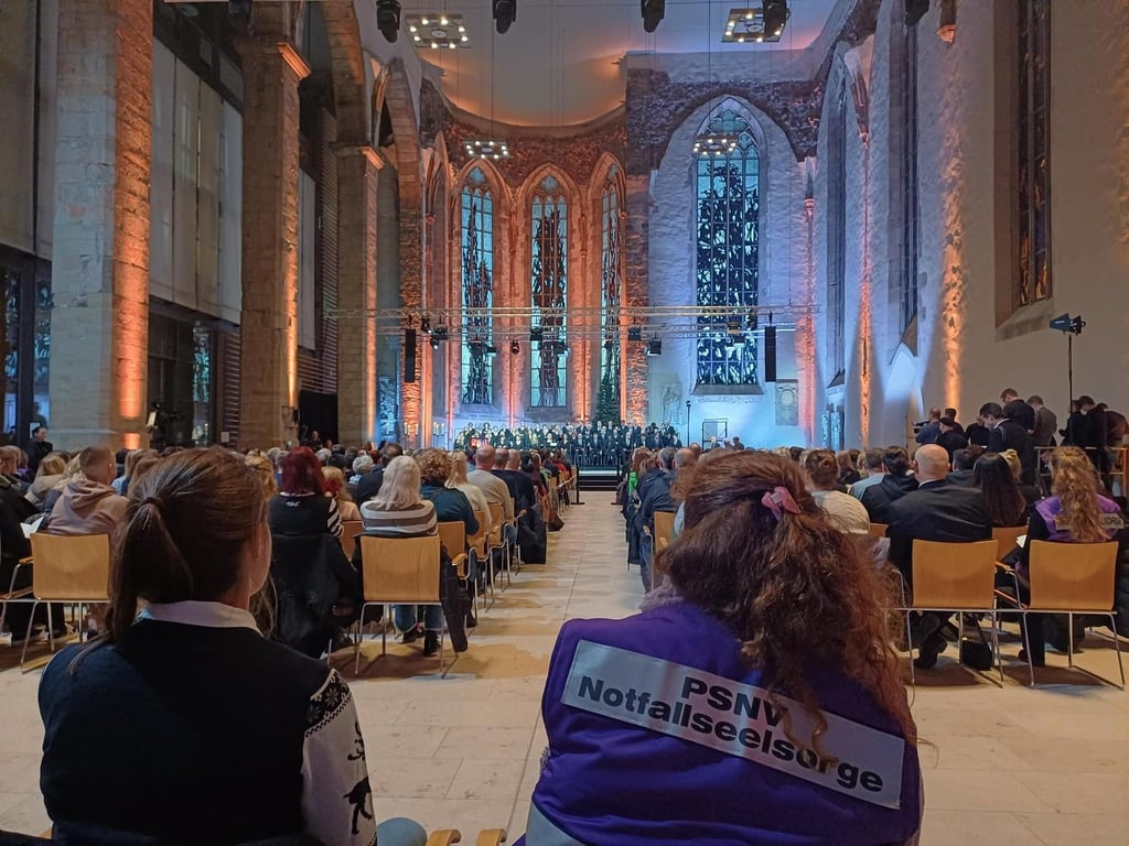 Ein Blick in die Johanniskirche vor der Gedenkstunde mit Friedrich Merz.