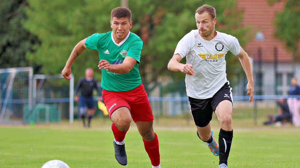 Der SC Seeland ist Herbstmeister der Salzlandliga. Zu den Leistungsträgern im Team gehörte auch Bruno Kropf (rechts). 