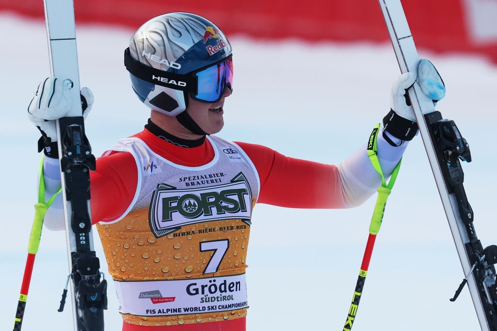 Weltmeister Franjo von Allmen gewinnt die Abfahrt von Gröden.