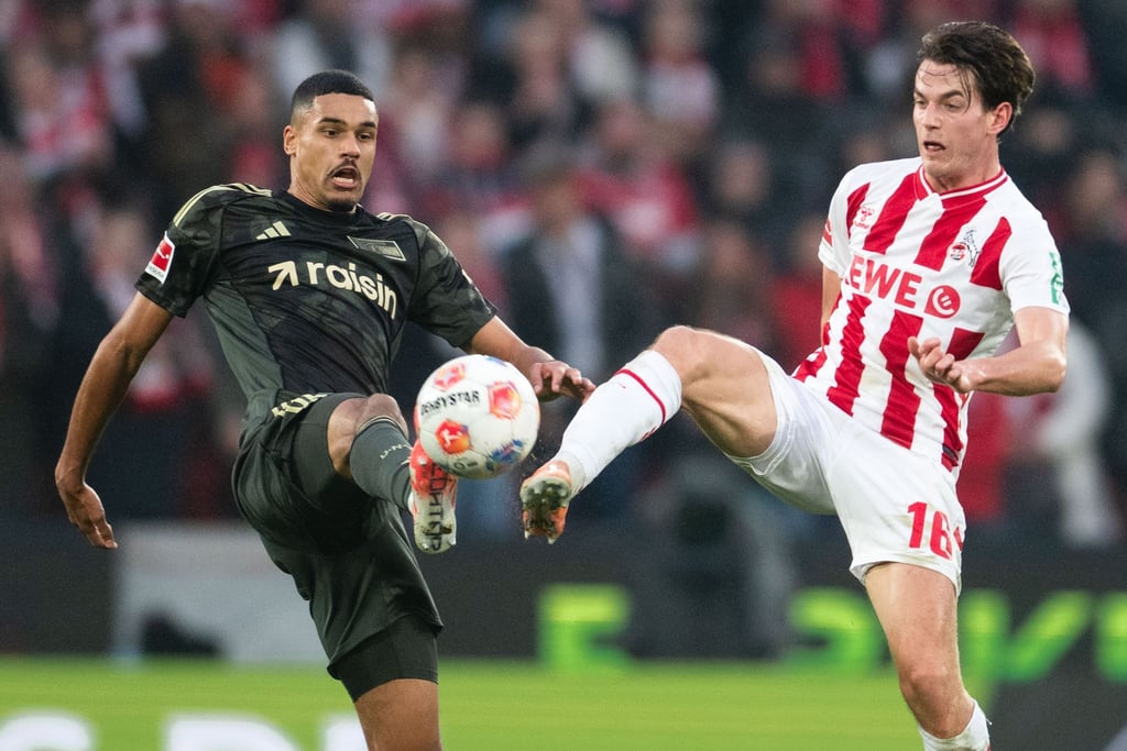 Kölns Kakub Kaminski (r) hatte in der ersten Hälfte zwei Chancen.