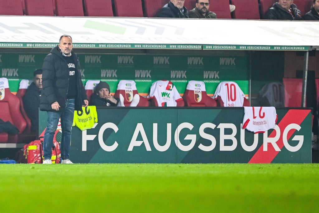 Manuel Baum in Aktion am Spielfeldrand beim 0:0 gegen Bremen.