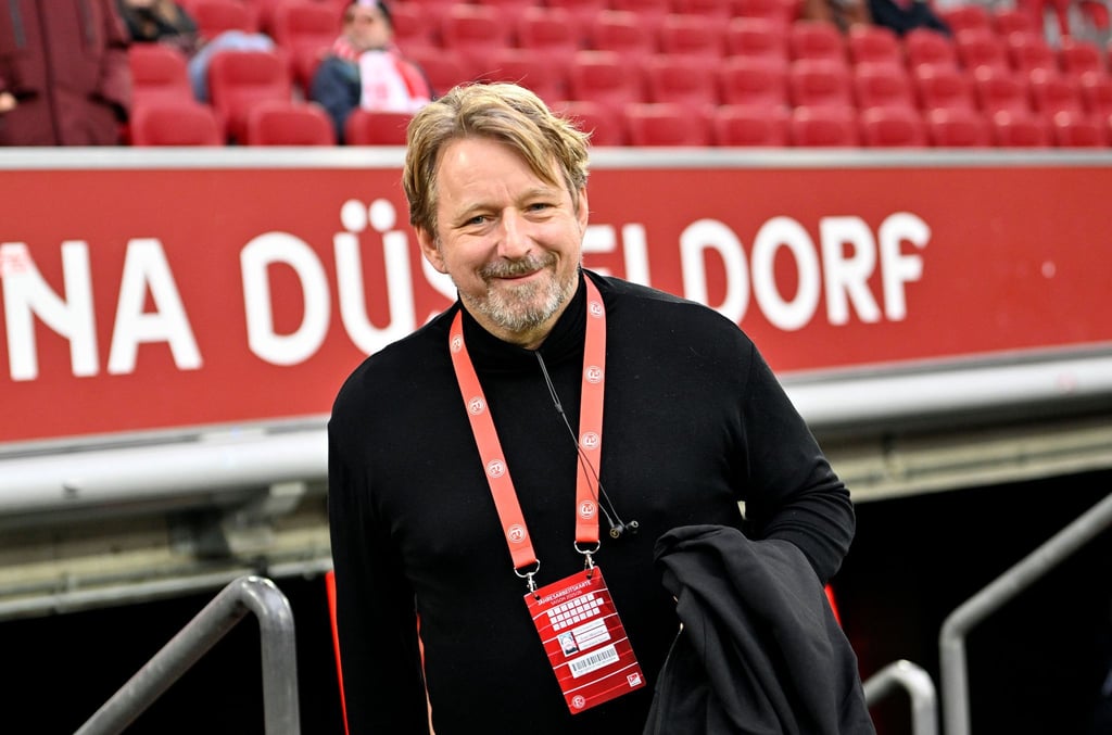 Premiere im Stadion für Fortunas neuen Sportvorstand Sven Mislintat.
