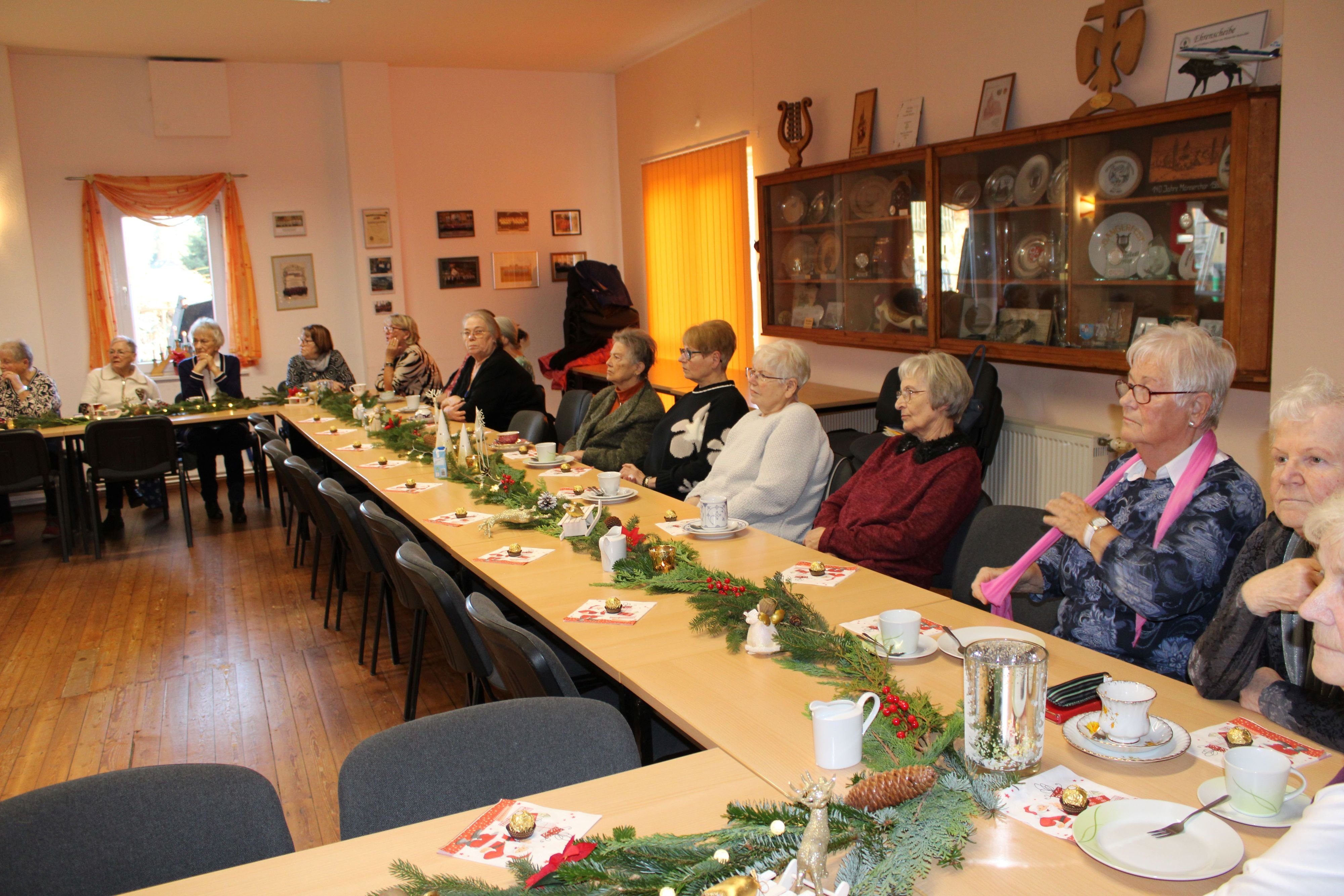 Advent im Harz: Eigene Weihnachtsfeier für die Badersleber Senioren