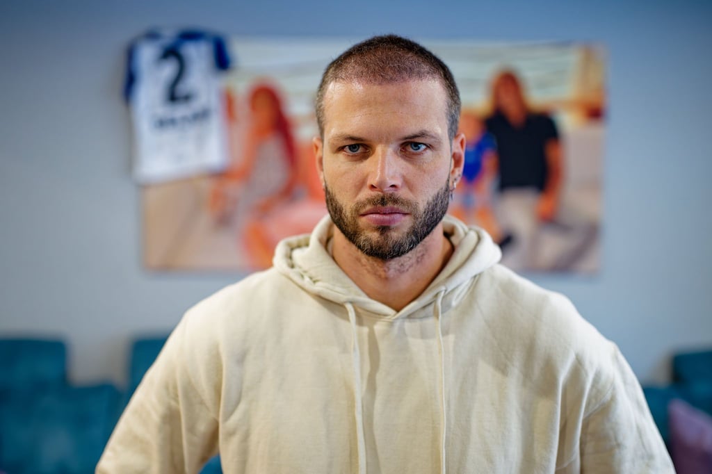 Dennis Diekmeier ist sehr stolz auf seine schwer erkrankte Tochter. (Archivbild)