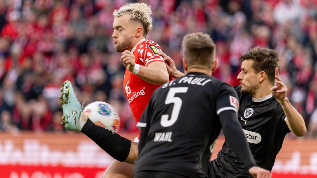 Lieferten sich ein umkämpftes Kellerduell: Mainz 05 und der FC St. Pauli.