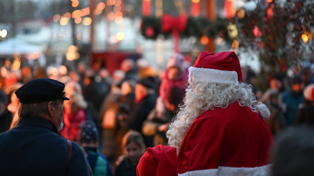 Auch im Norden wünschen sich viele ein weißes Wunder zu Weihnachten. (Symbolbild)