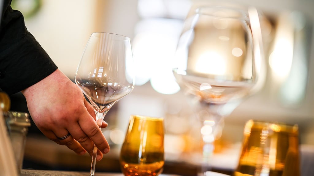 Arbeit auf Abruf ist vor allem in Branchen wie der Gastronomie gefragt - die Auslastung eines Restaurants kann schließlich schwanken.