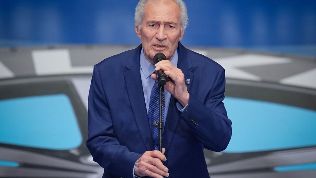 Der Ägypter Hassan Moustafa bleibt Präsident des Handball-Weltverbandes IHF.